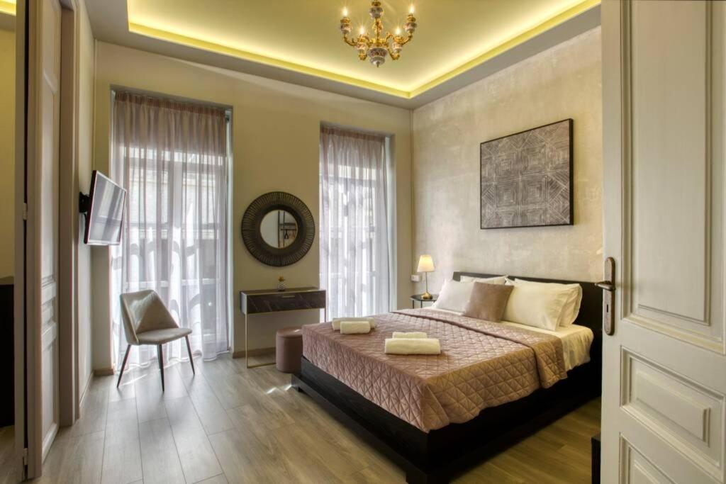 Apartamento Plaka Filotheis House B Atenas Exterior foto
