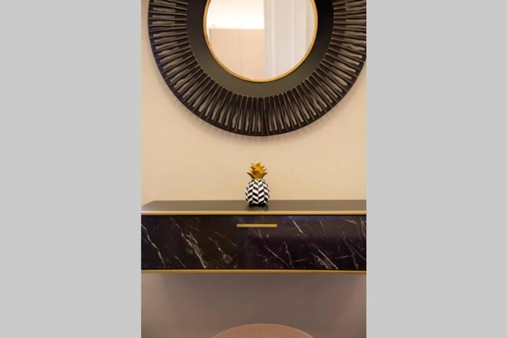 Apartamento Plaka Filotheis House B Atenas Exterior foto